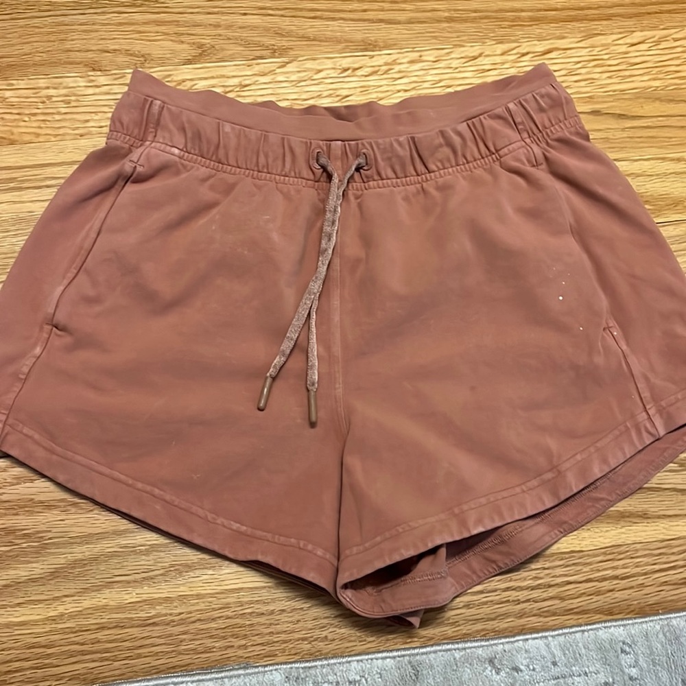 Lululemon Inner Glow High-waisted shorts